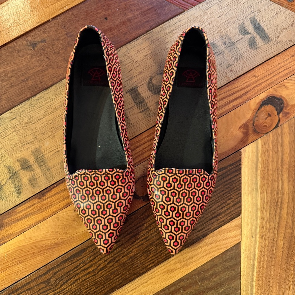 Strange Cvlt Overlook Dagger Pointed Toe Flat The Shining Orange Carpet Print